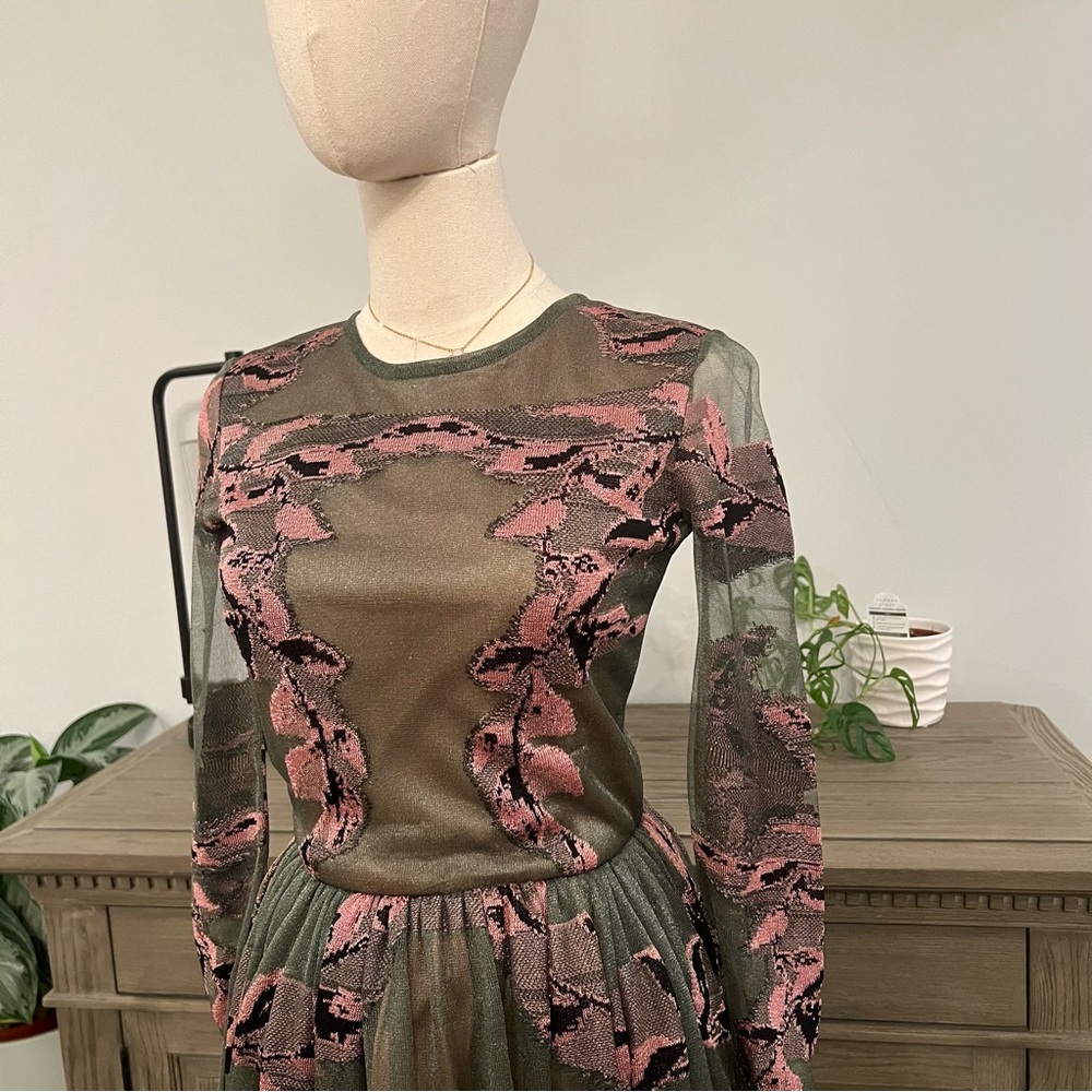 NWT Kukhareva London Millie Ball Gown Long Sleeve UK 8 US 4 - Picture 16 of 16